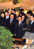N. Korea's chief delegate Kim visits Seoul museum